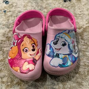 CROCS Kids Pink Cartoon Slippers